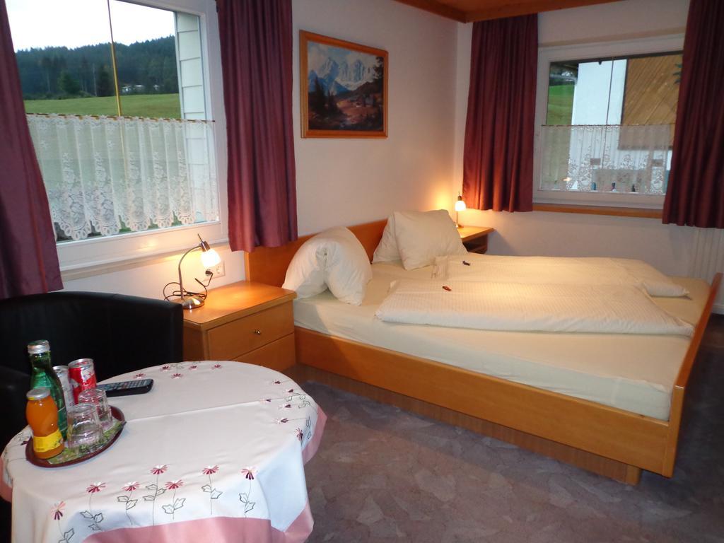 Jagerhaeusl Bed & Breakfast Ramsau am Dachstein Oda fotoğraf